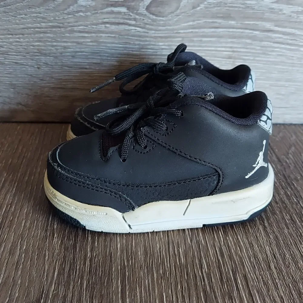 Nike 820248-020 Jordan Flight Black White Size 4C
